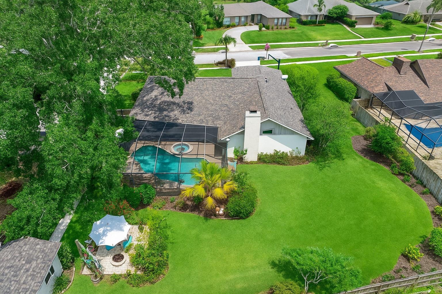 Image 4 of 45 For 2806 Fairway View Drive