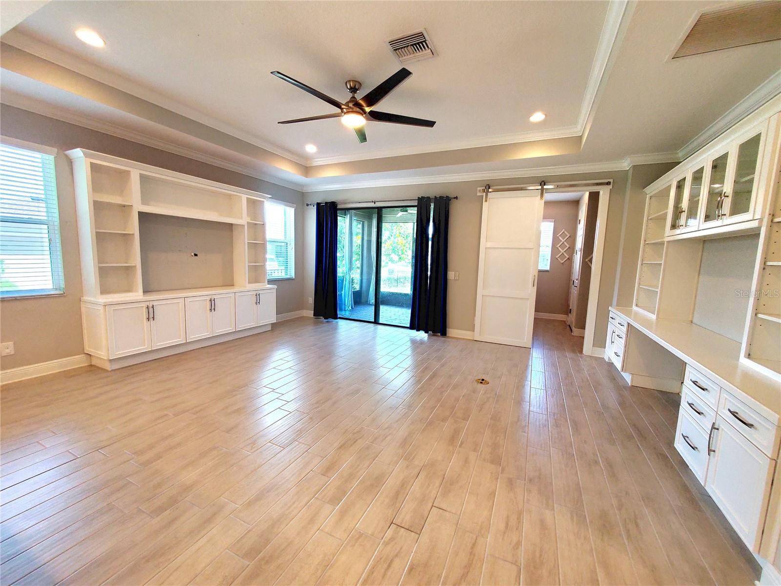 Listing photo id 17 for 12862 Rangeland Boulevard