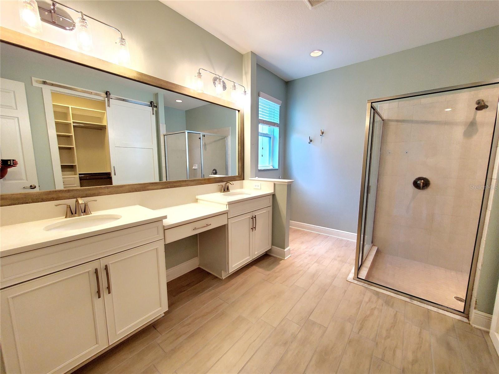 Listing photo id 25 for 12862 Rangeland Boulevard