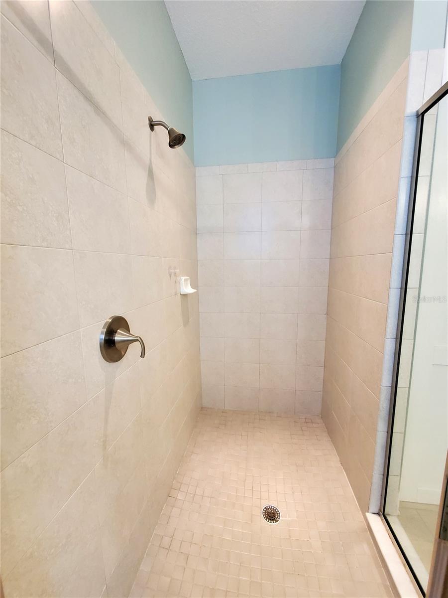Listing photo id 26 for 12862 Rangeland Boulevard