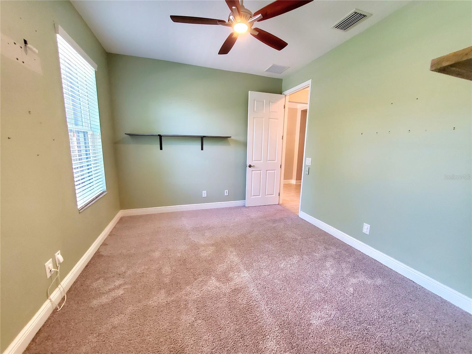 Listing photo id 30 for 12862 Rangeland Boulevard