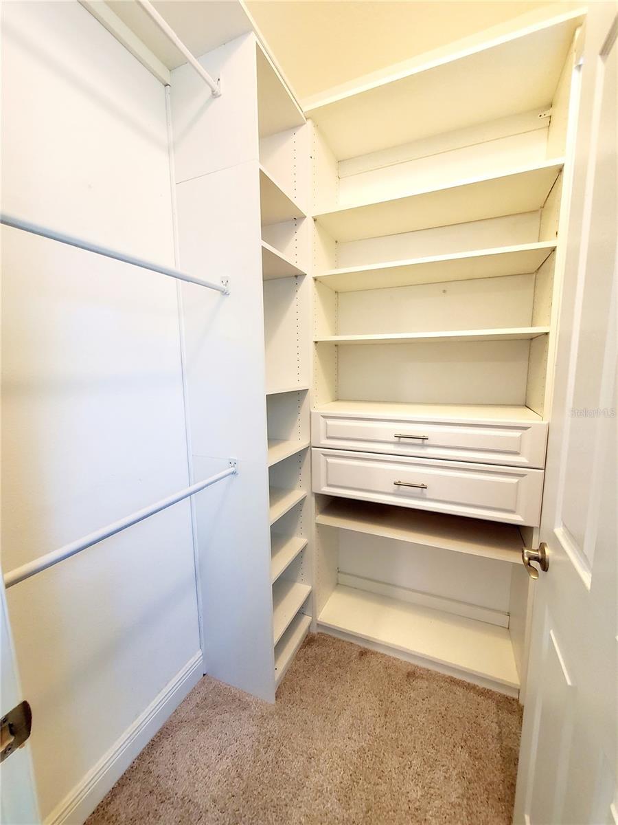 Listing photo id 31 for 12862 Rangeland Boulevard