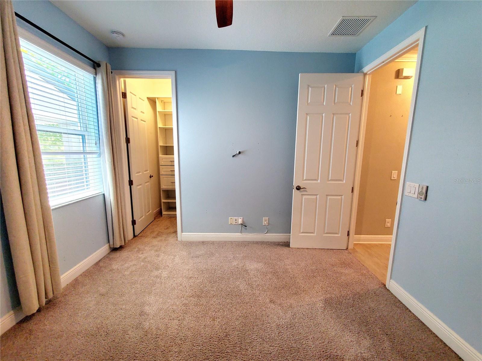 Listing photo id 37 for 12862 Rangeland Boulevard