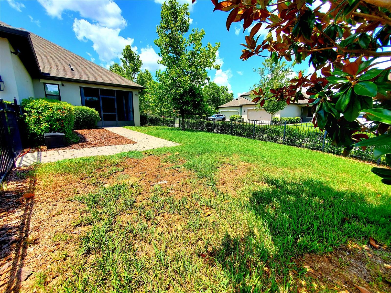 Listing photo id 44 for 12862 Rangeland Boulevard