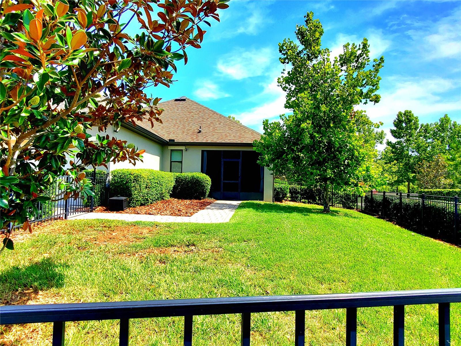 Listing photo id 45 for 12862 Rangeland Boulevard