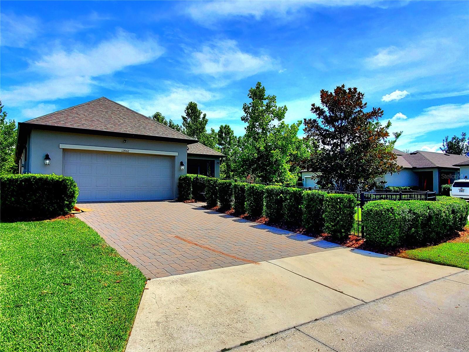 Listing photo id 48 for 12862 Rangeland Boulevard