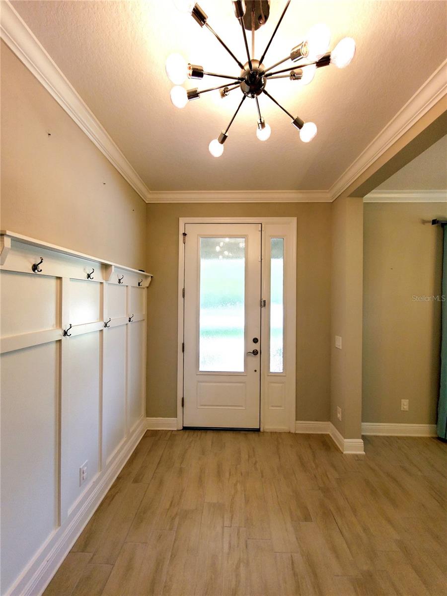 Listing photo id 6 for 12862 Rangeland Boulevard