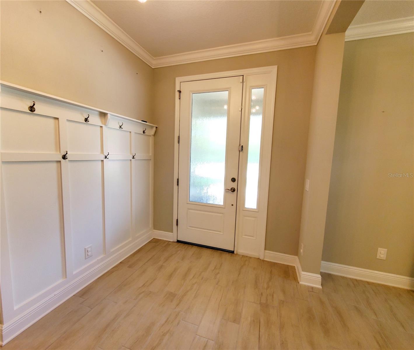 Listing photo id 7 for 12862 Rangeland Boulevard