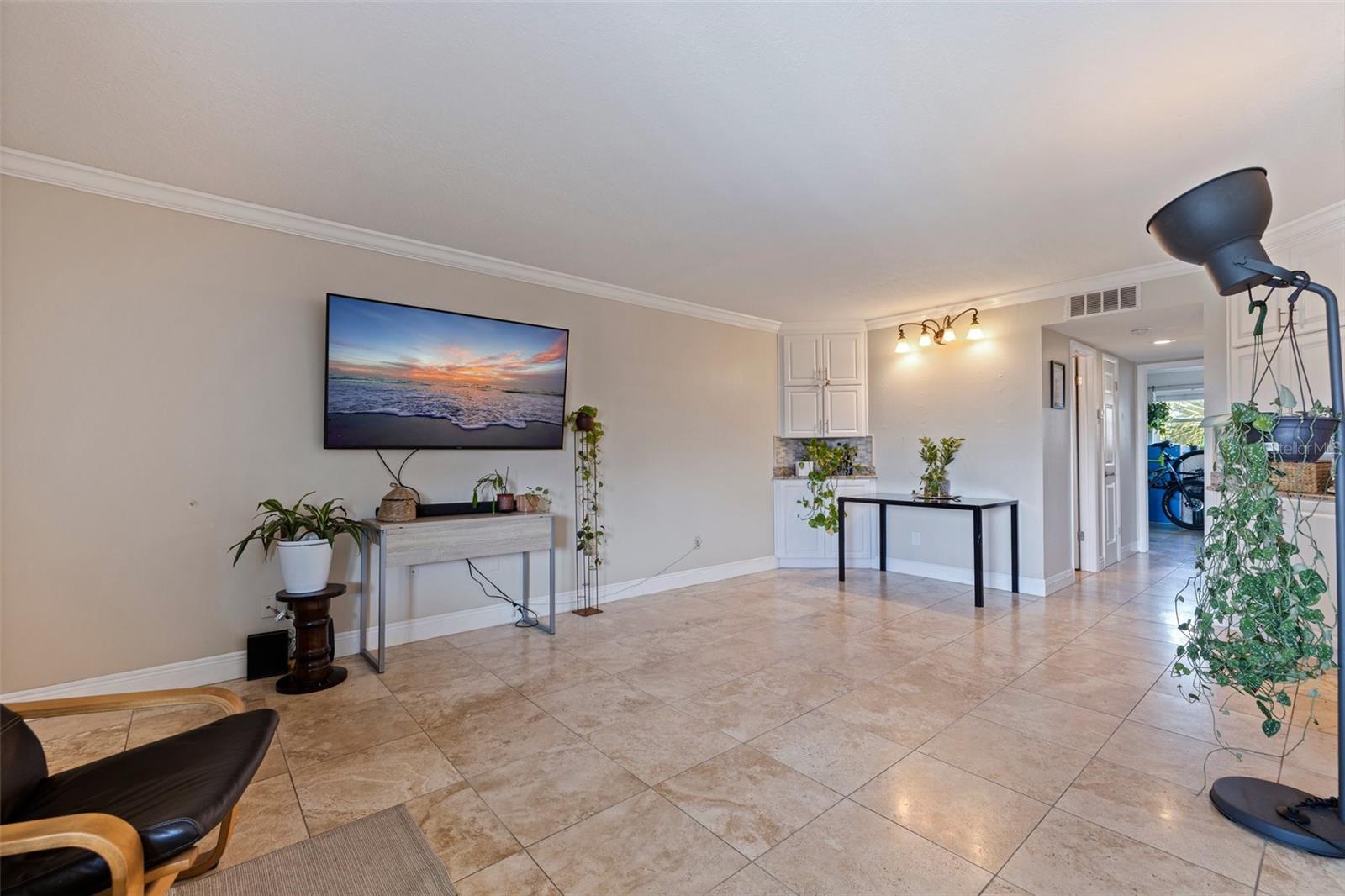Image 8 of 37 For 2525 Bay Drive B43