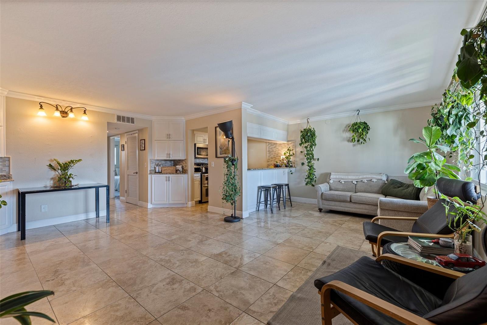 Image 9 of 37 For 2525 Bay Drive B43