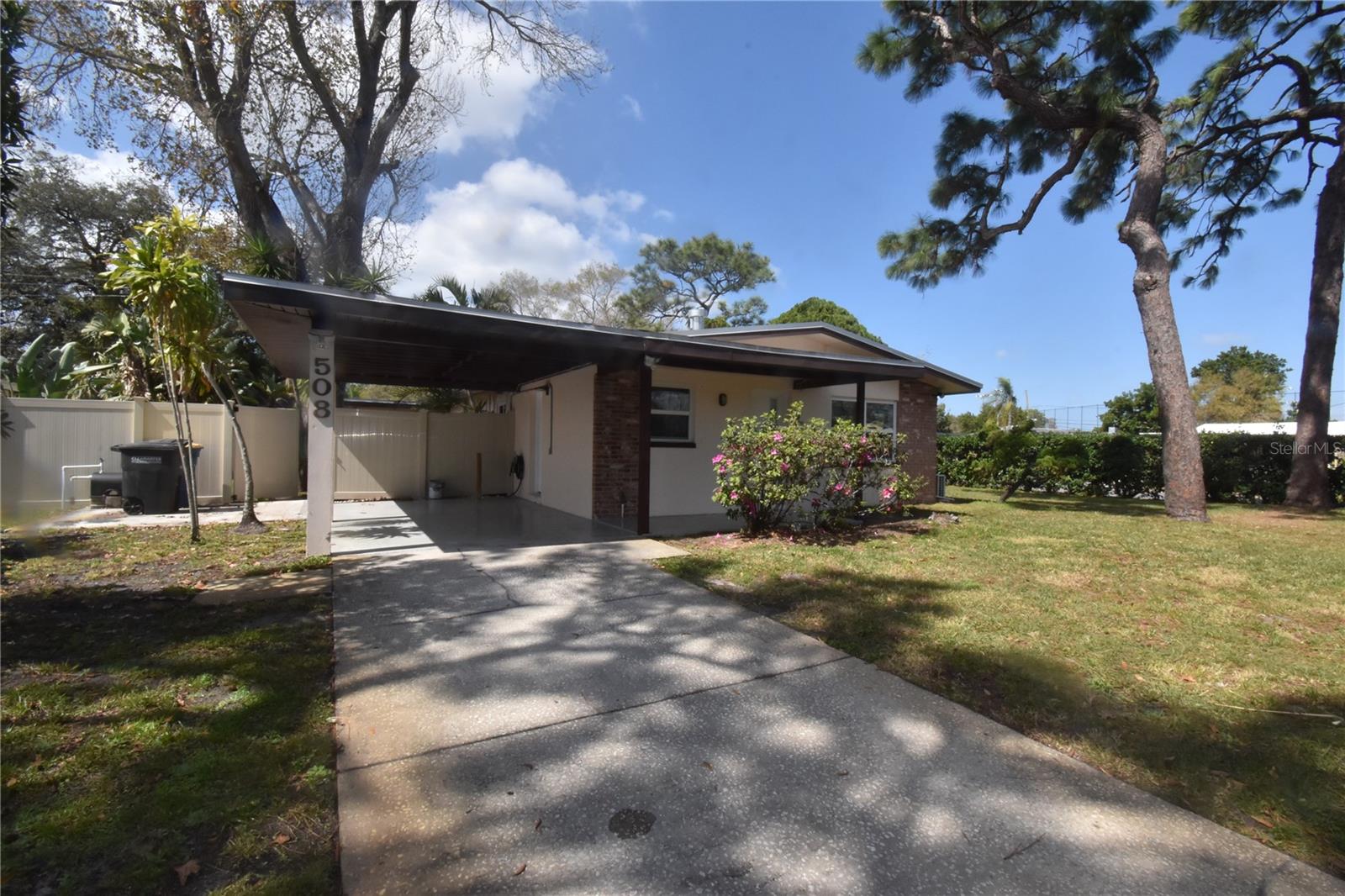 Image 2 of 9 For 508 Jupiter Avenue