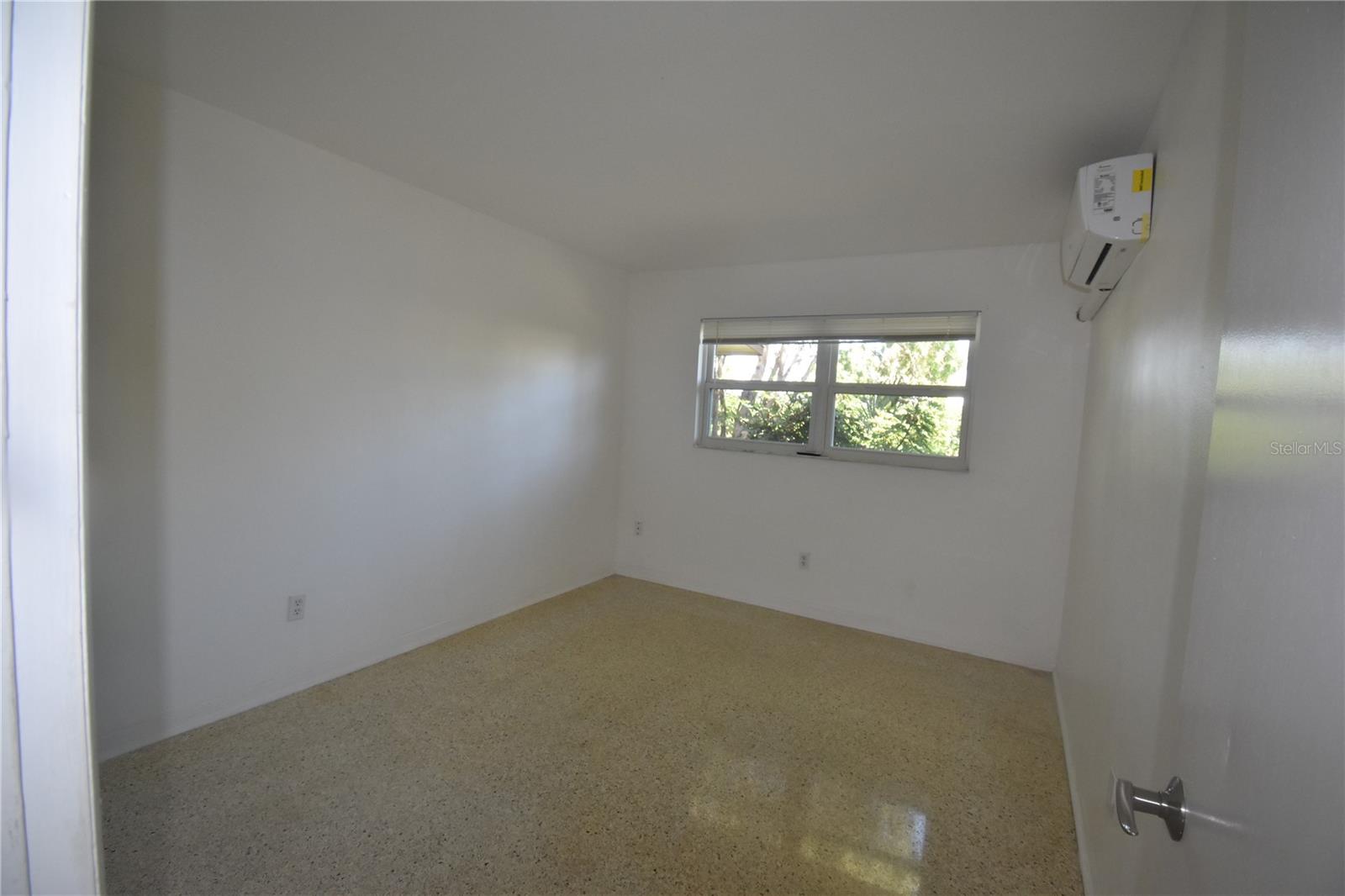 Image 6 of 9 For 508 Jupiter Avenue