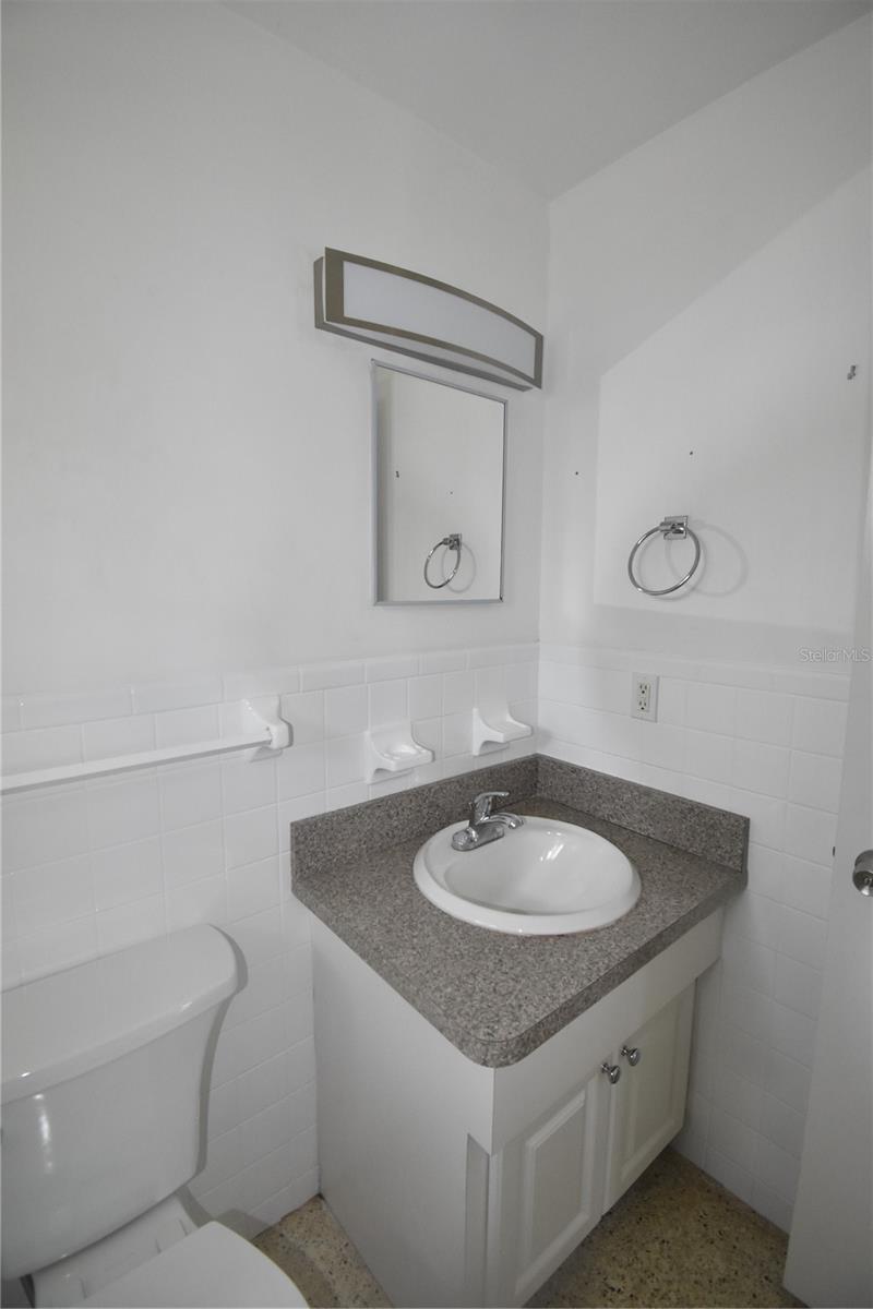 Image 8 of 9 For 508 Jupiter Avenue