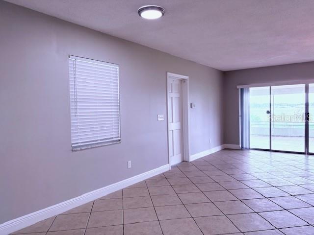Image 7 of 29 For 6515 Walton Way