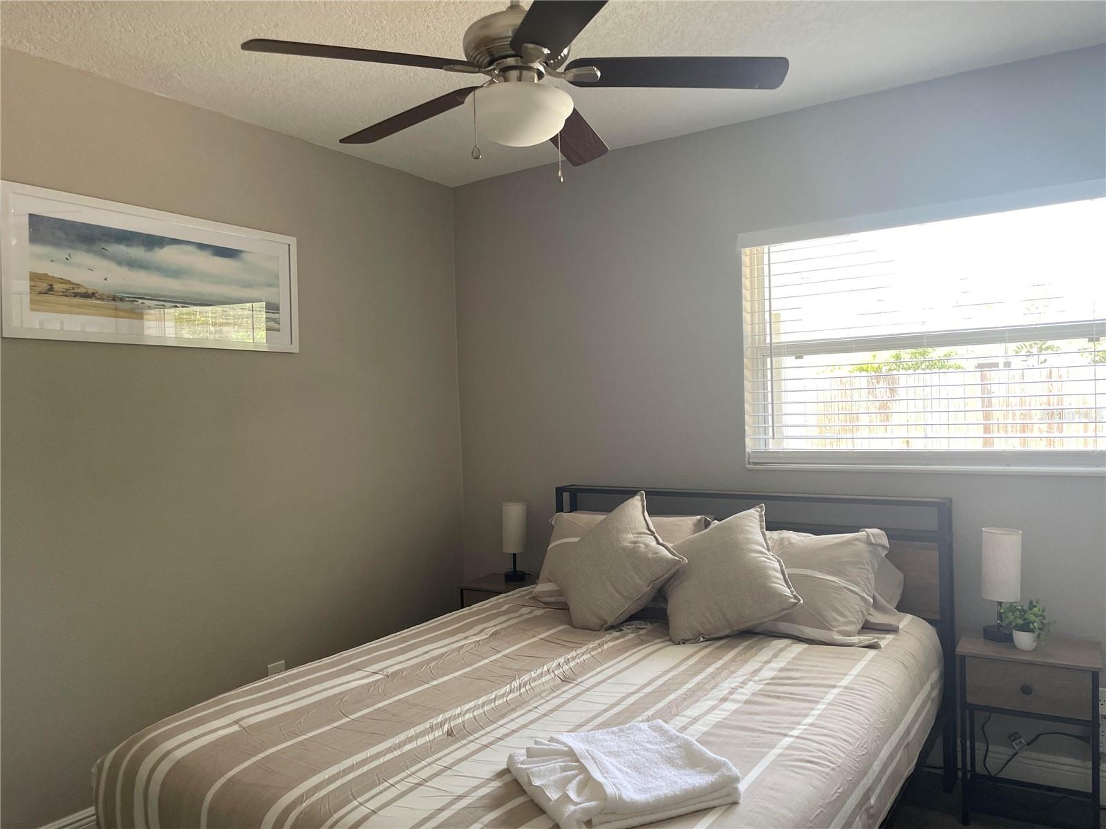 Listing photo id 12 for 1625 Madrid Drive