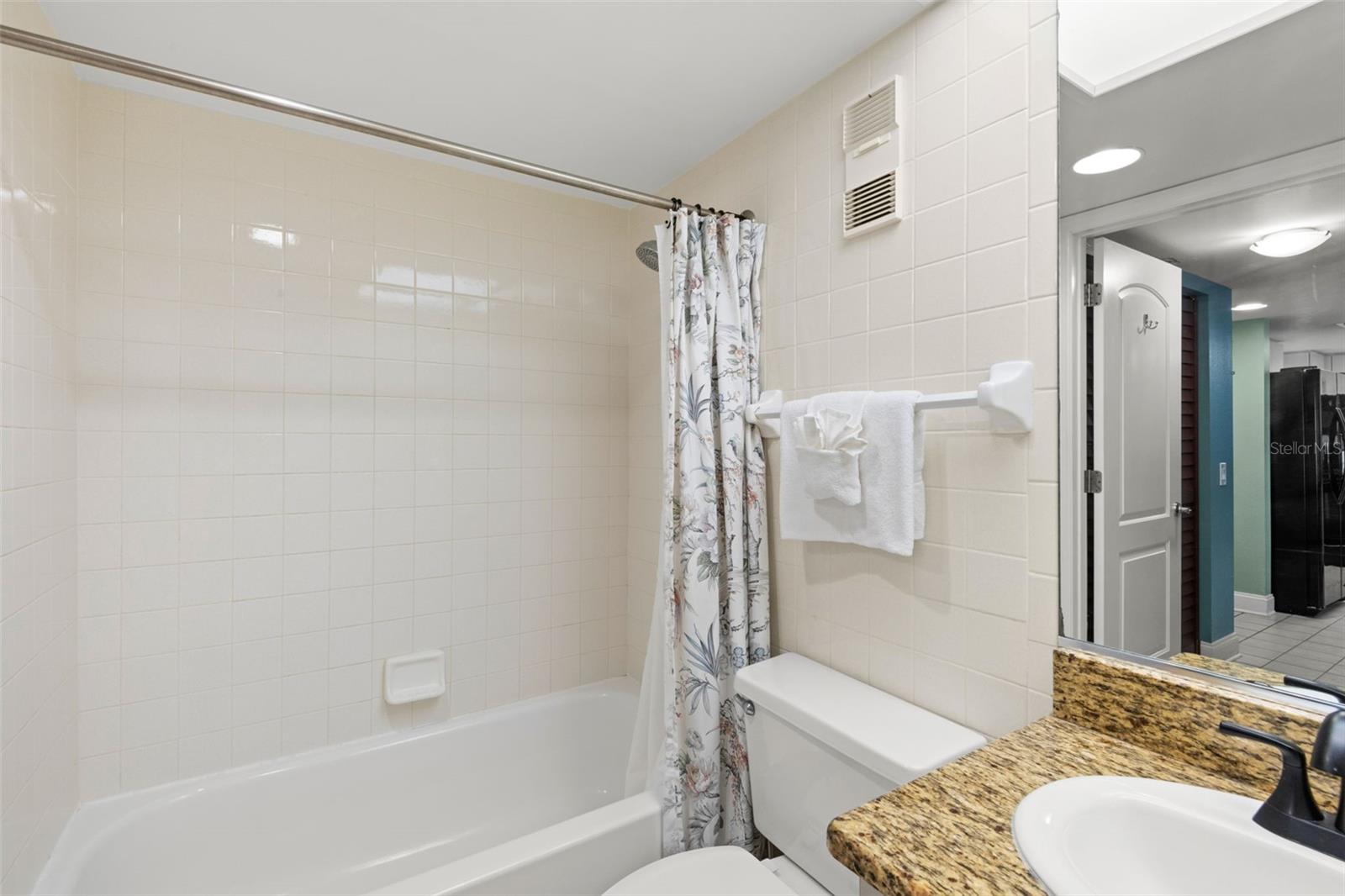 Image 19 of 25 For 4510 Gulf Boulevard 604