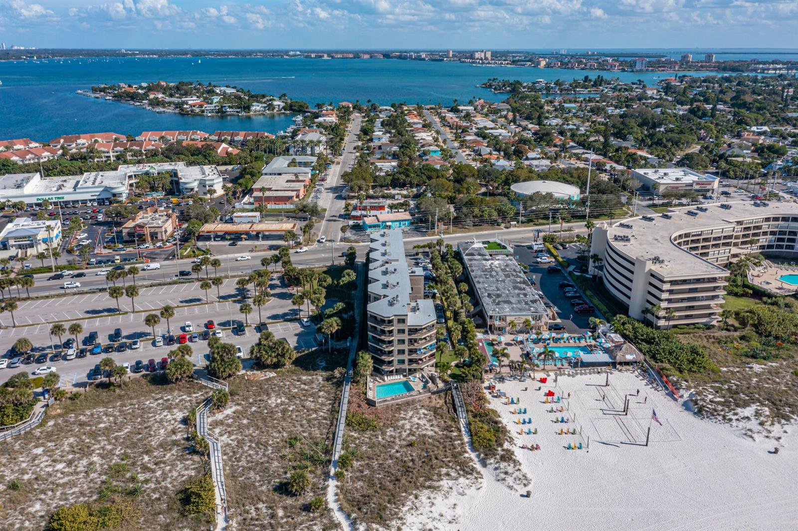 Image 3 of 25 For 4510 Gulf Boulevard 604