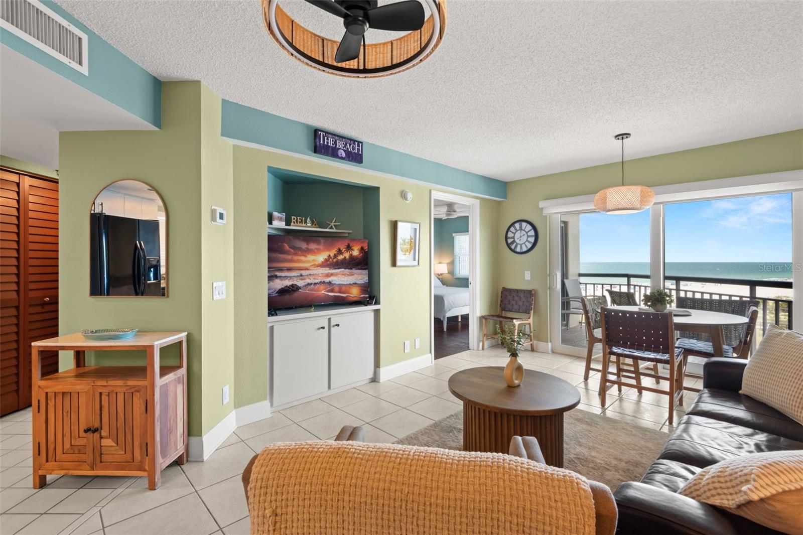 Image 4 of 25 For 4510 Gulf Boulevard 604