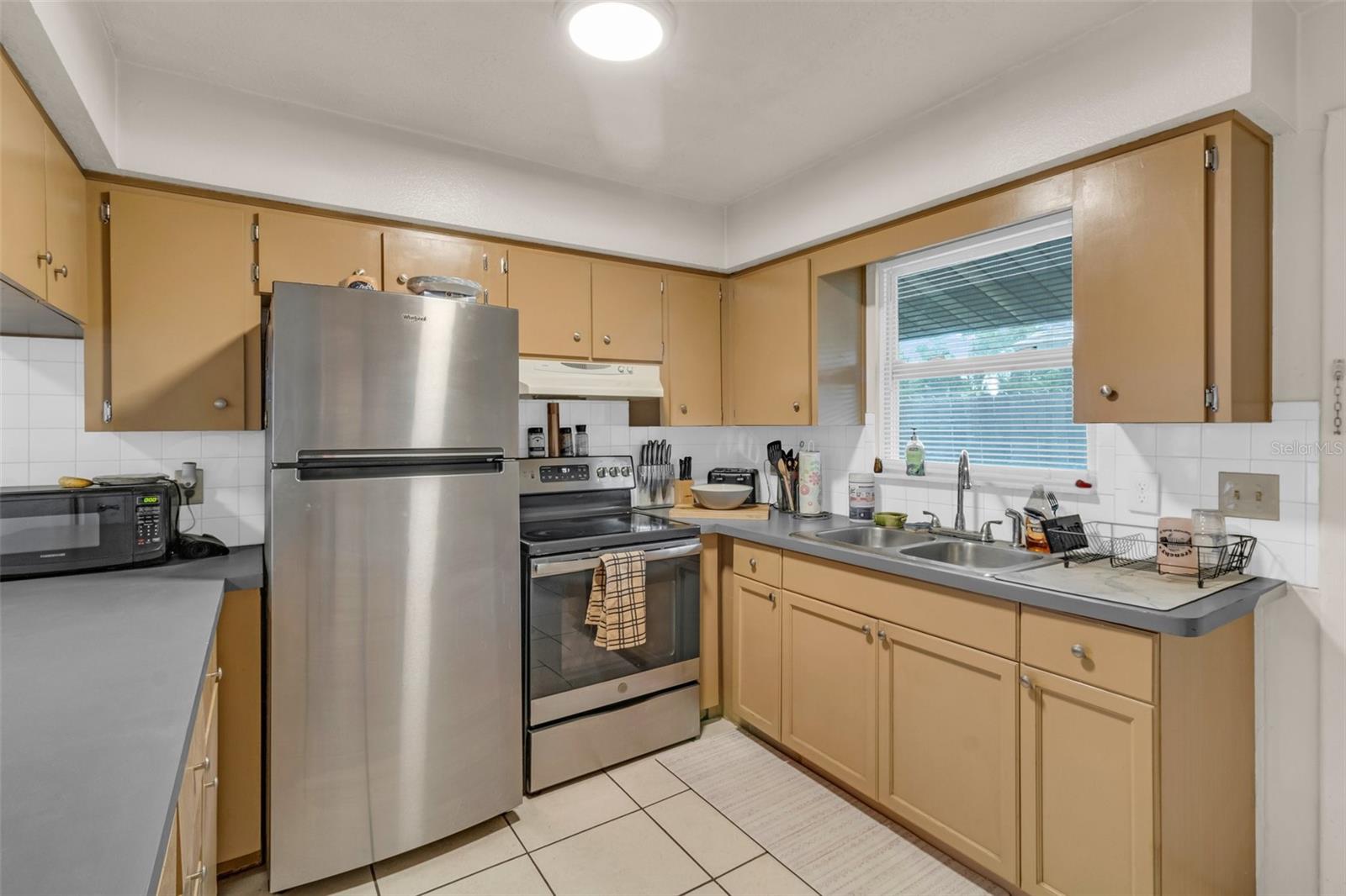 Image 4 of 26 For 5853 & 5901 Elm St Street