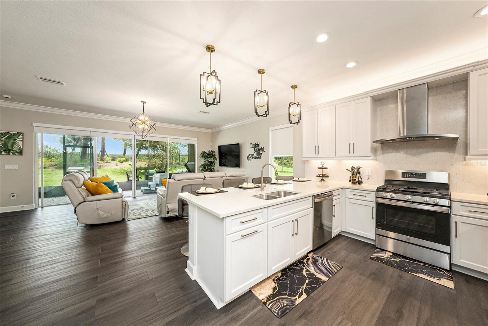 Image 18 of 52 For 3318 Woodland Brook Way