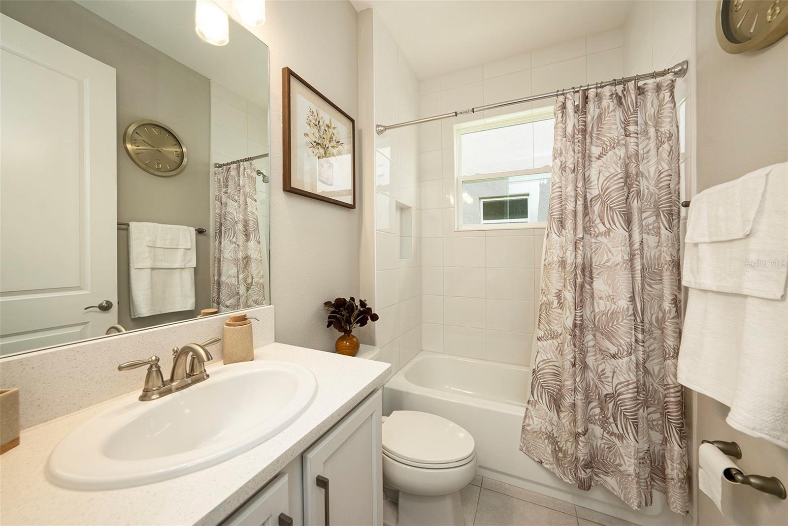 Image 36 of 52 For 3318 Woodland Brook Way