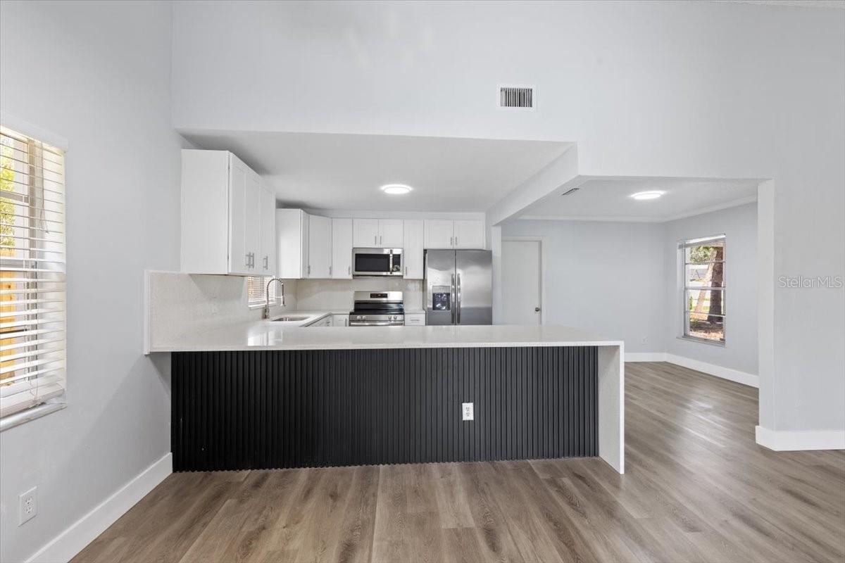 Image 19 of 53 For 6509 Longboat Boulevard