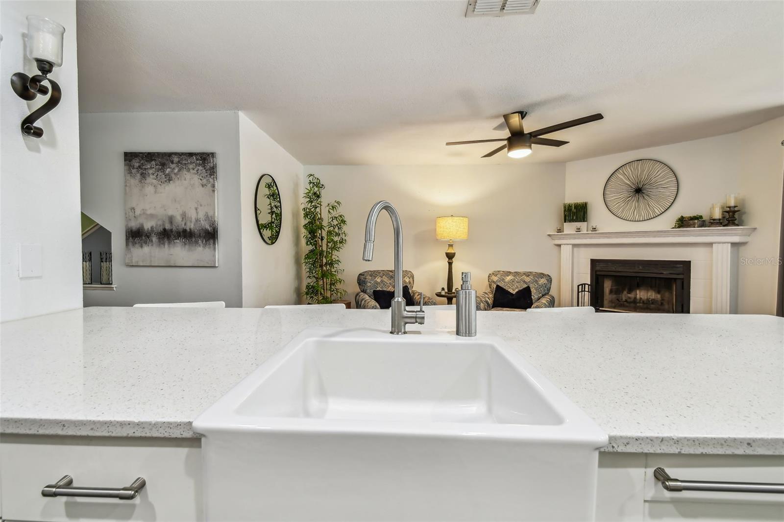 Image 18 of 91 For 2363 Hanover Drive