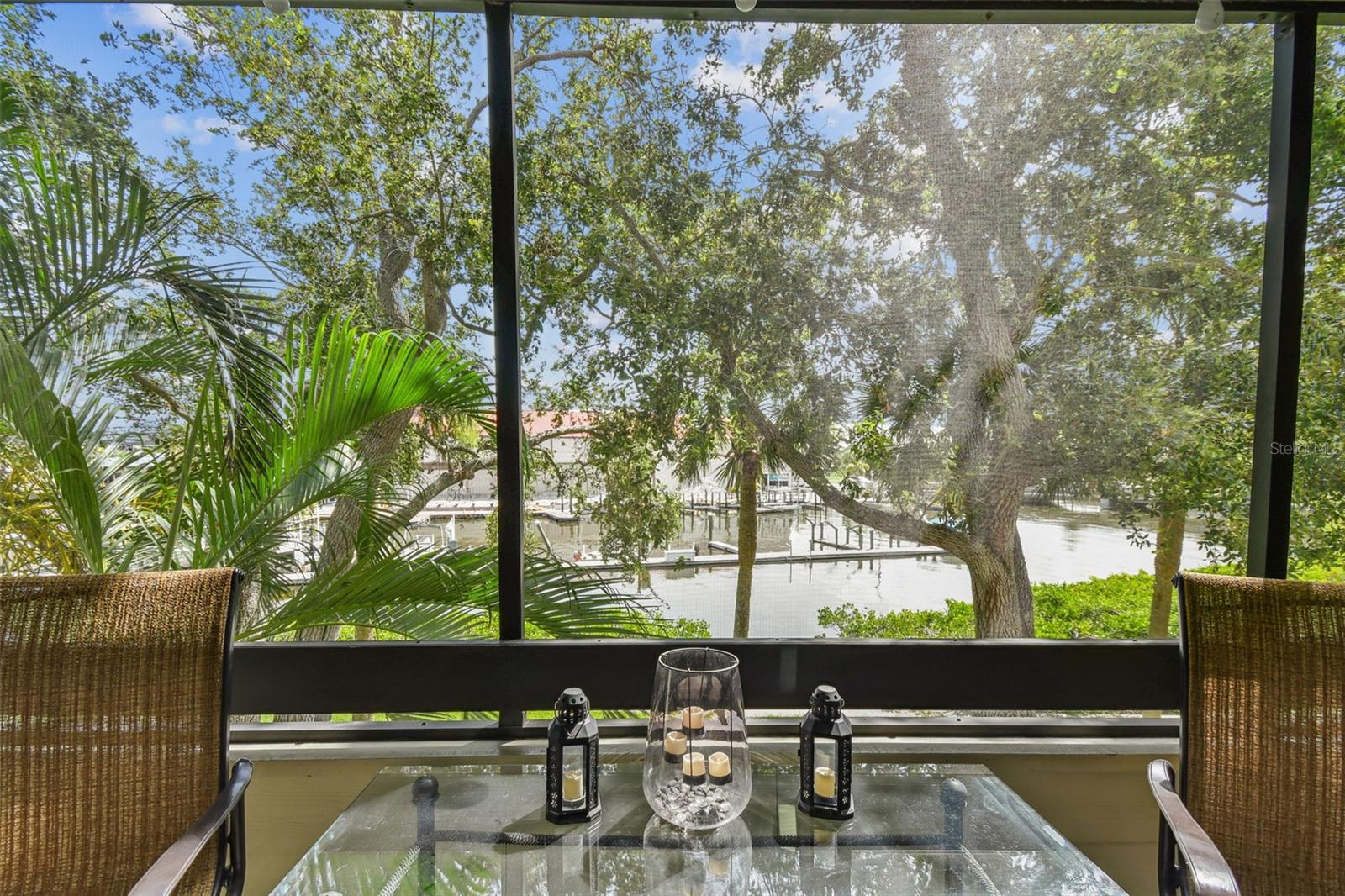 Image 22 of 91 For 2363 Hanover Drive