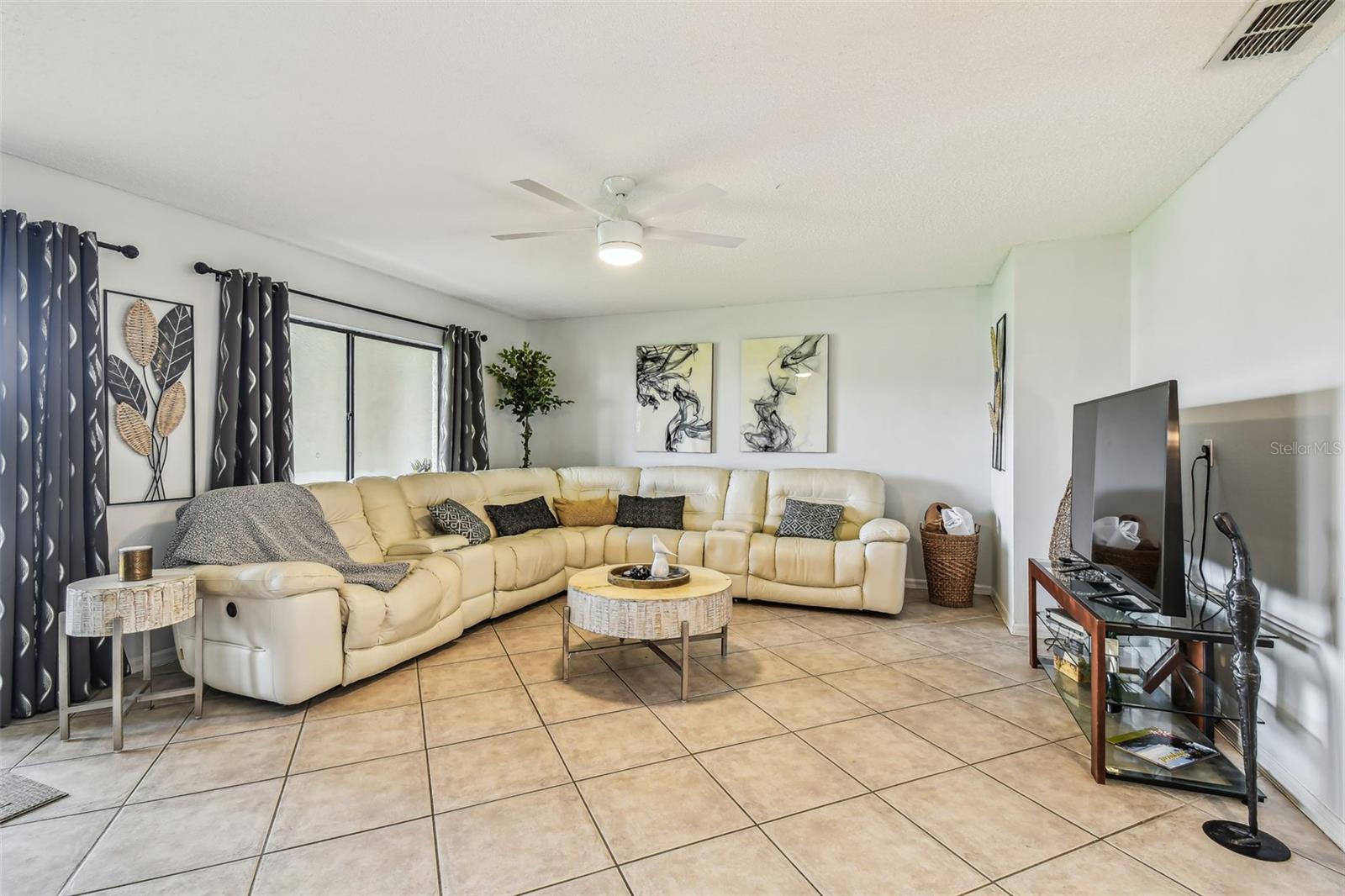 Image 43 of 91 For 2363 Hanover Drive