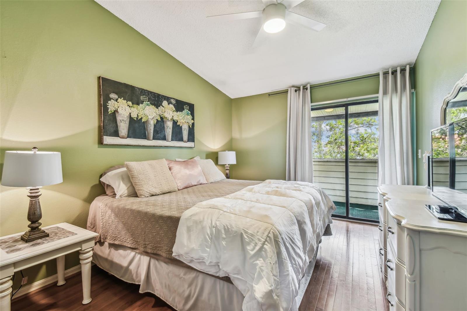 Image 60 of 91 For 2363 Hanover Drive
