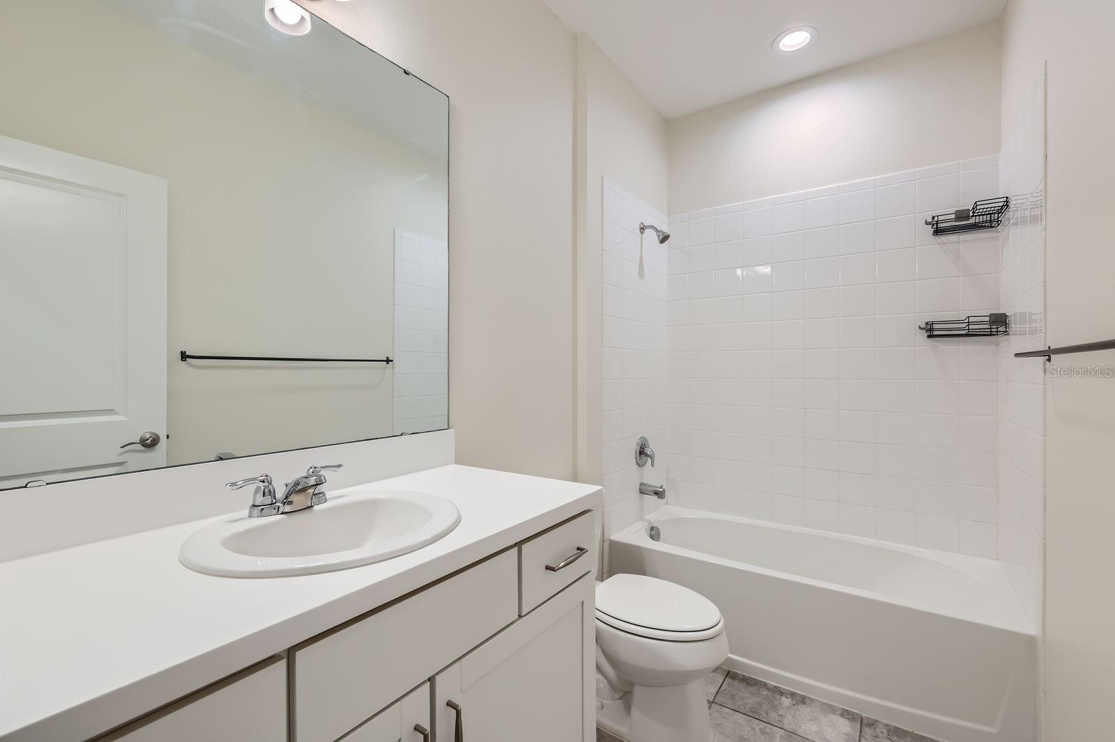 Image 23 of 28 For 11018 Hanlon Terrace Alley