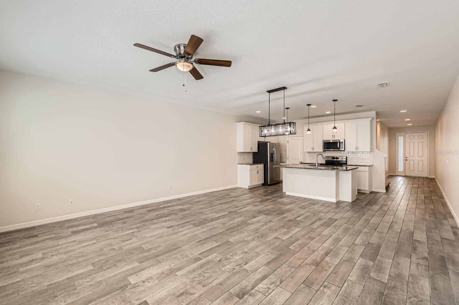 Image 5 of 28 For 11018 Hanlon Terrace Alley