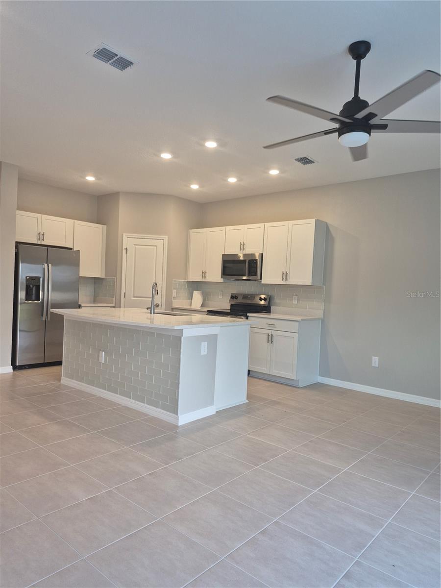 Image 3 of 18 For 2078 Hallier Cove