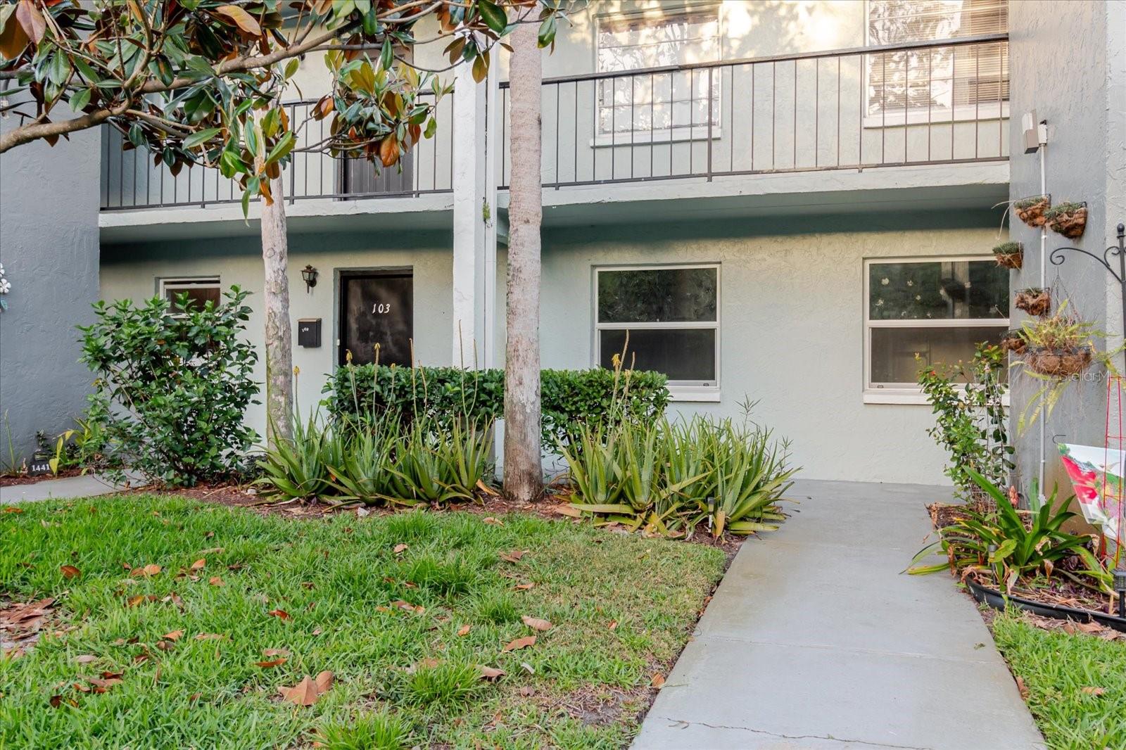 Image 41 of 53 For 14419 Americana Cir  103