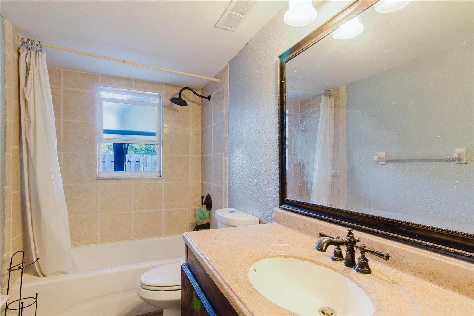 Image 51 of 53 For 14419 Americana Cir  103