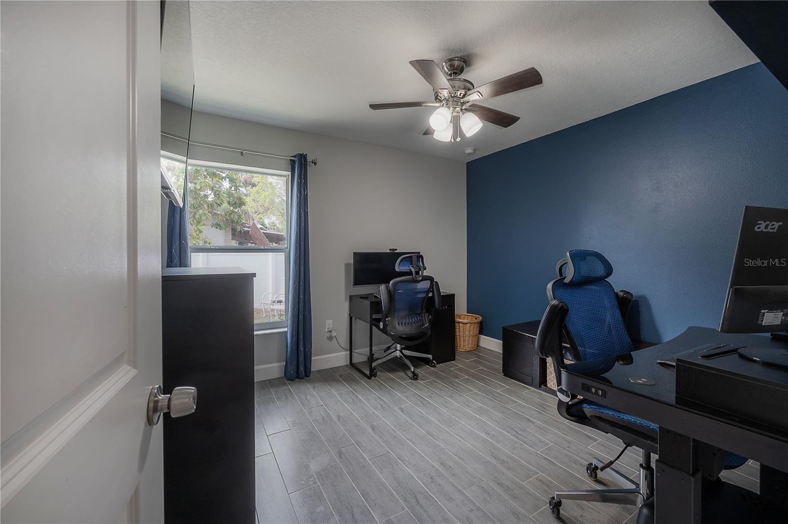 Image 18 of 31 For 2802 Marconi Street