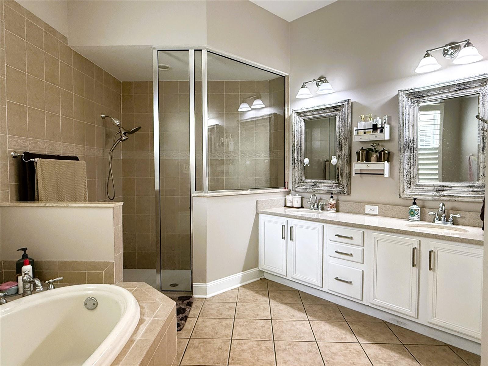 Image 17 of 35 For 14620 Chatsworth Manor Circle