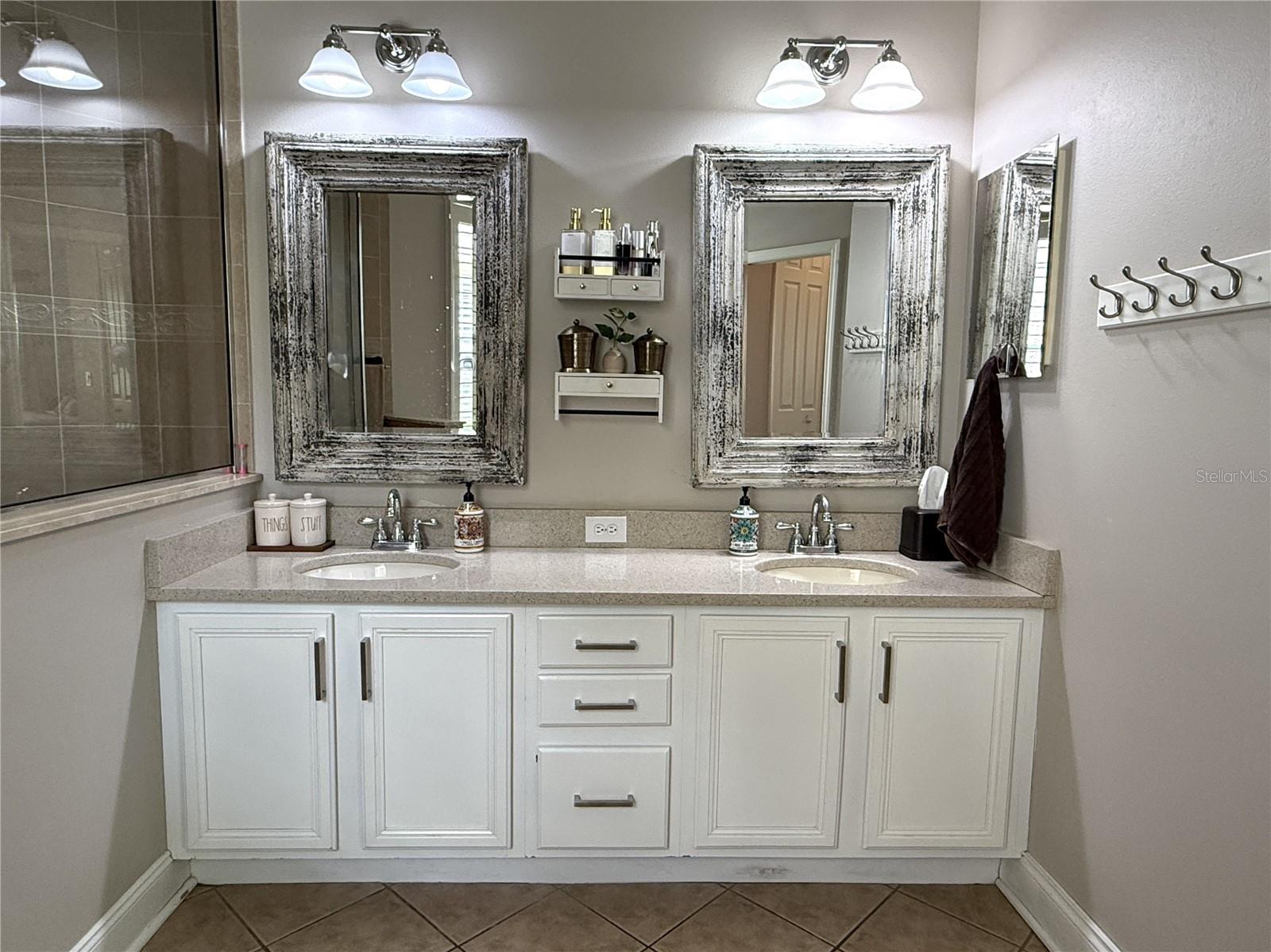 Image 19 of 35 For 14620 Chatsworth Manor Circle