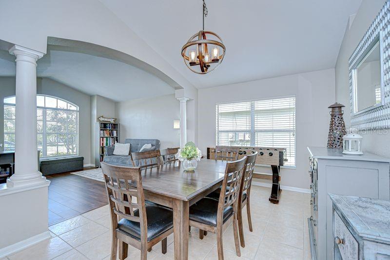 Listing photo id 11 for 31349 Philmar Lane