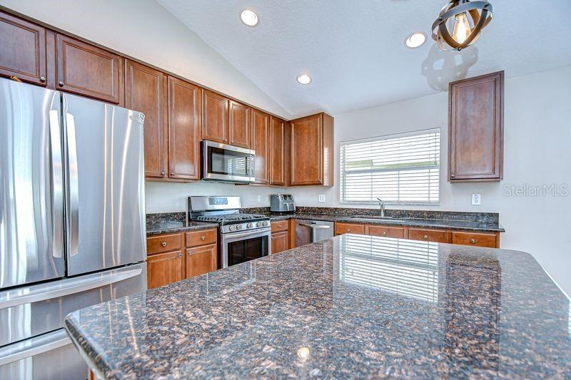 Listing photo id 15 for 31349 Philmar Lane