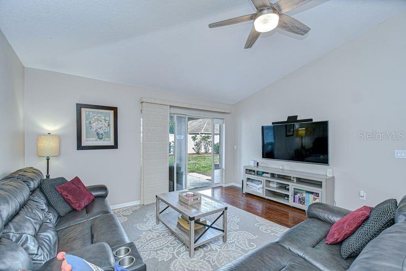 Listing photo id 23 for 31349 Philmar Lane