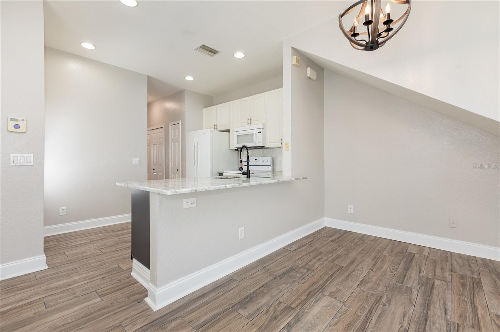 Image 7 of 23 For 10966 Winter Crest Drive
