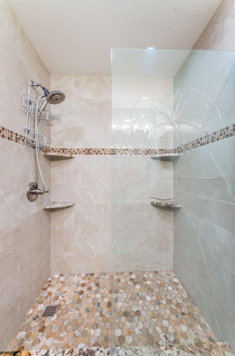 Image 21 of 39 For 2020 58th Way N