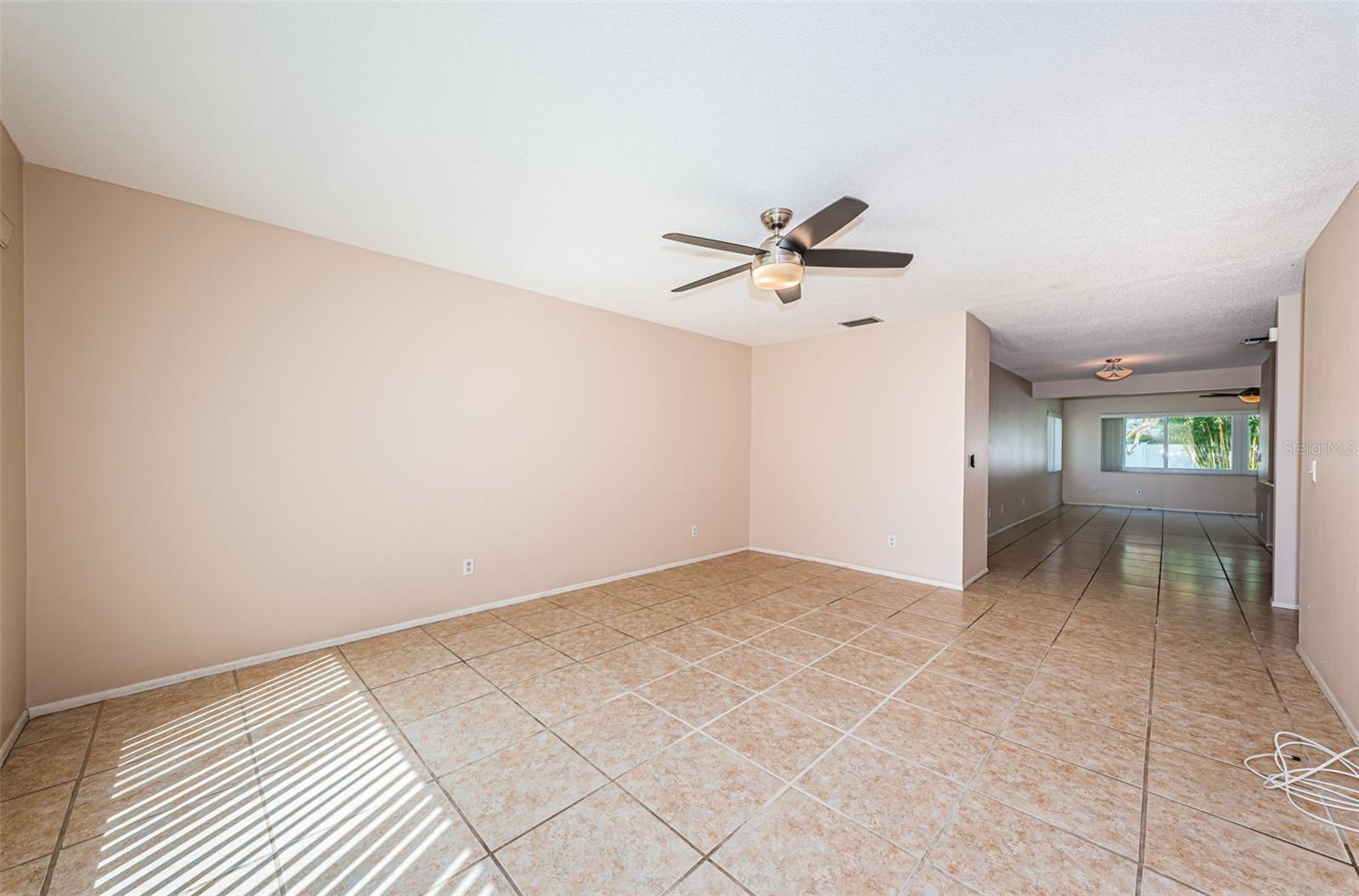 Image 5 of 39 For 2020 58th Way N