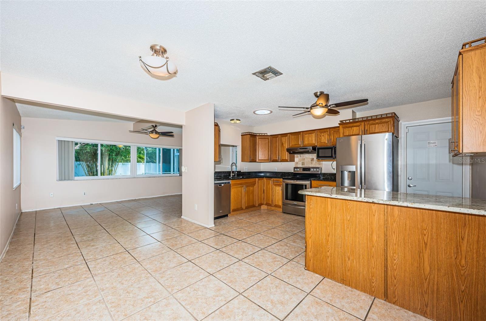 Image 6 of 39 For 2020 58th Way N