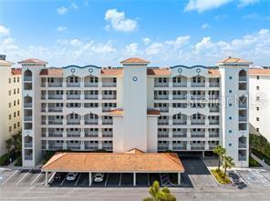 Image 22 of 23 For 17735 Gulf Boulevard 204