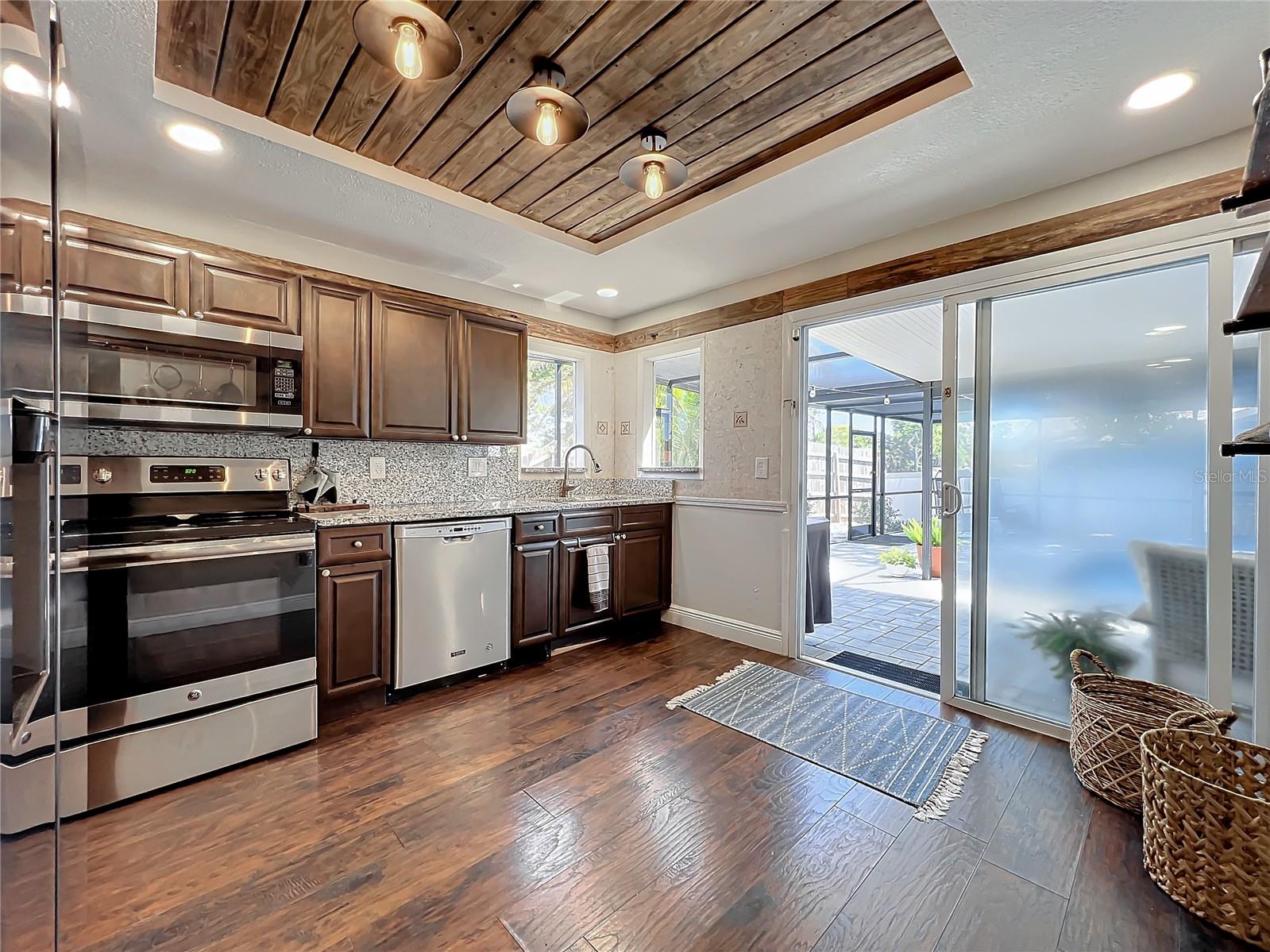 Image 14 of 59 For 6682 Mauna Loa Boulevard