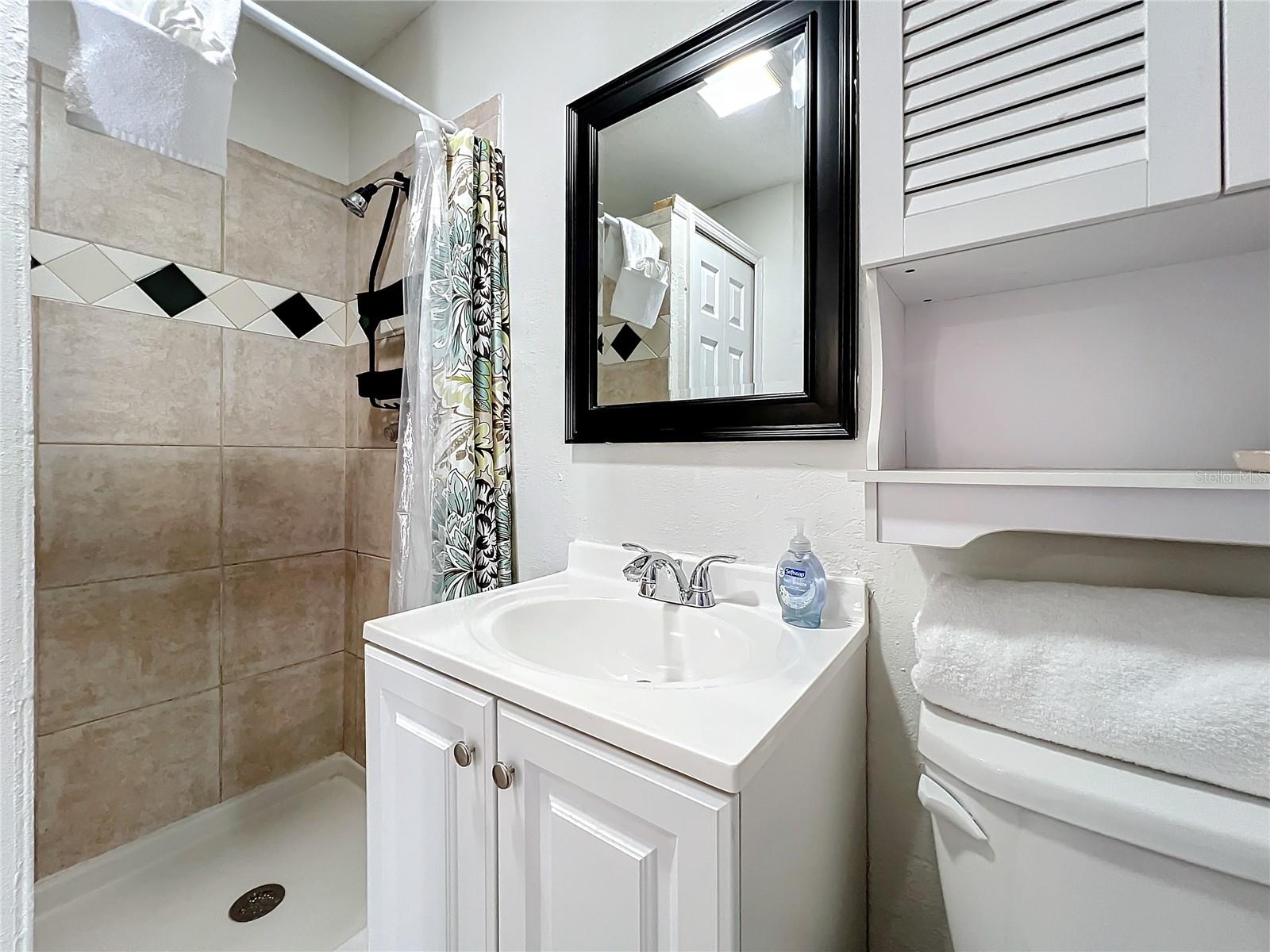 Image 39 of 59 For 6682 Mauna Loa Boulevard