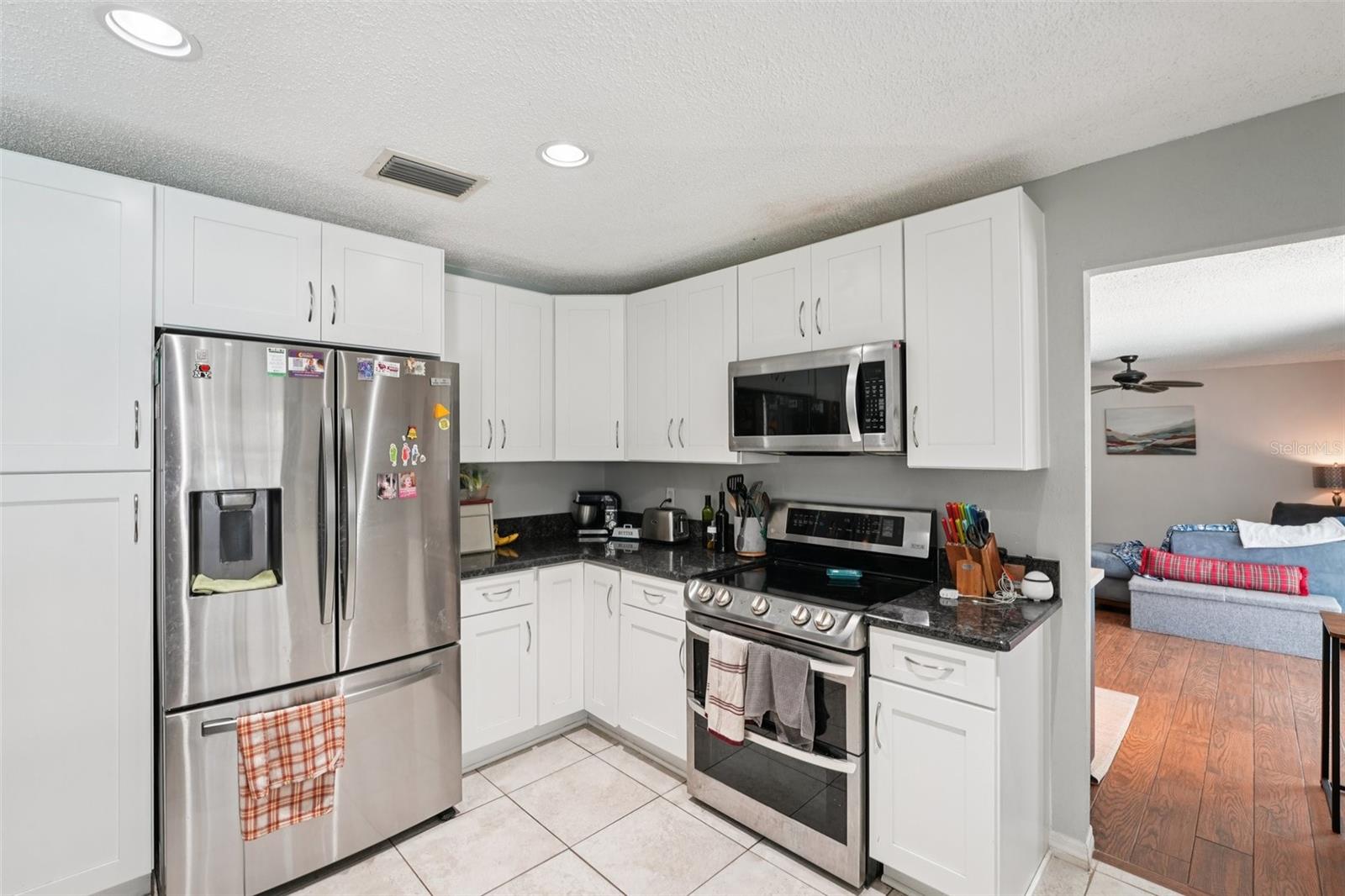 Image 16 of 32 For 2714 Witley Avenue