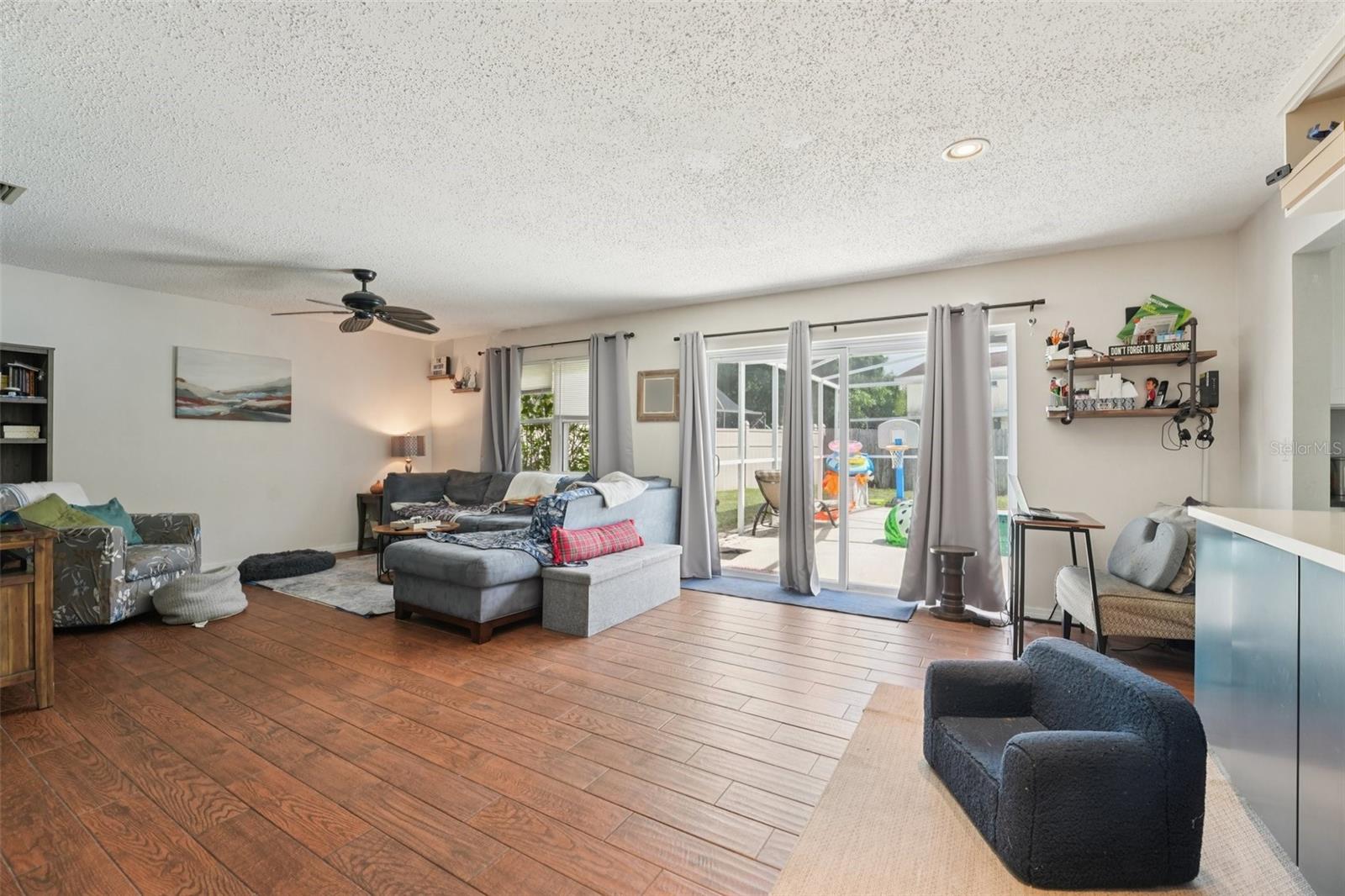 Image 6 of 32 For 2714 Witley Avenue